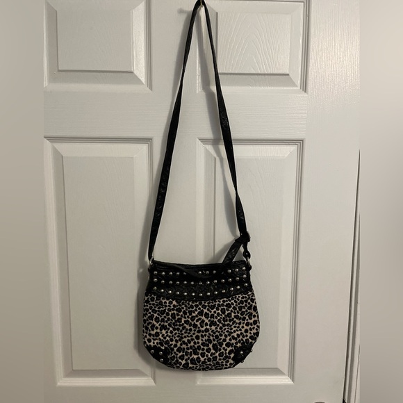 Vintage Revolution Leopard Print Black Studded Crossbody Women's Bag 10”x10” - Picture 5 of 8